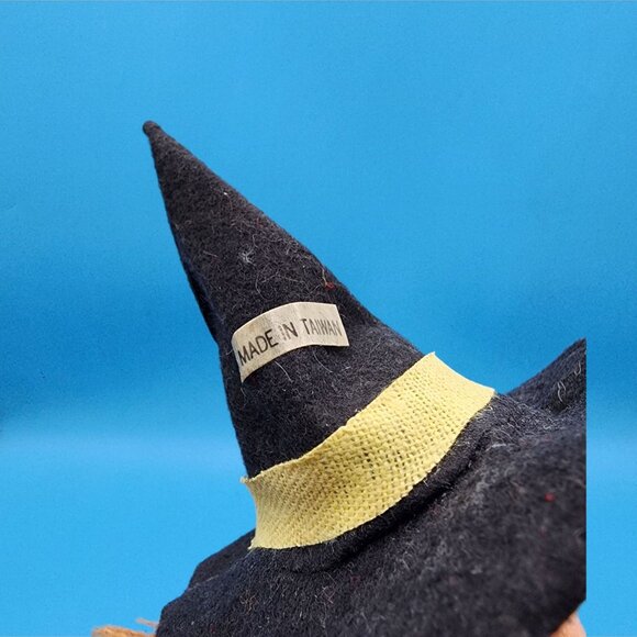 Vintage Flocked Wicked Witch Head Pick Yellow Trim & Red Ribbon Made in Taiwan - Picture 7 of 9